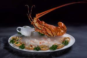 Nhiều ưu đãi hấp dẫn khi đặt tiệc cuối năm tại nhà hàng Hải Cảng Novotel Đà Nẵng