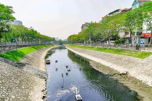 Chuyên gia Nhật Bản thông tin việc thử nghiệm làm sạch sông Tô Lịch