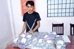 An Giang: Liên tiếp bắt giữ các đối tượng vận chuyển, tàng trữ pháo