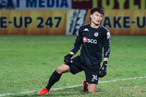 Thủ môn Bùi Tiến Dũng chia tay Hà Nội FC, chuyển tới TP.HCM