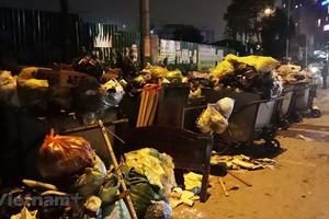 Bãi Nam Sơn bị chặn, Hà Nội điều chỉnh phân luồng vận chuyển rác