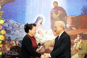 Chủ tịch Quốc hội mừng Giáng sinh tại TW Ủy ban Đoàn kết Công giáo
