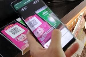 Ngân hàng quy định mở ví điện tử phải cung cấp thông tin cá nhân