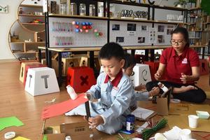 Trẻ nên tham gia những hoạt động gì để phát triển ngôn ngữ? 