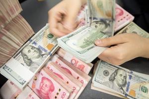 Mỹ bỏ các cáo buộc Trung Quốc đã thao túng tiền tệ