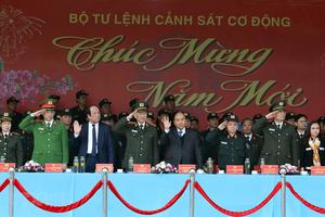 Thủ tướng kiểm tra công tác ứng trực, sẵn sàng chiến đấu tại Bộ Tư lệnh Cảnh sát cơ động