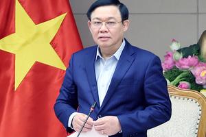 Phó Thủ tướng yêu cầu kiểm tra, xử phạt hành vi tăng giá khẩu trang