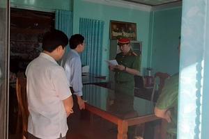 Bắt Chủ tịch huyện vì tham ô tài sản