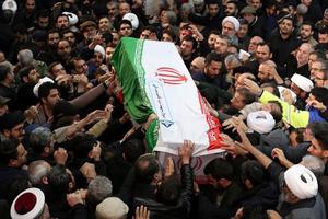 Giẫm đạp ở đám tang Tướng Soleimani khiến 40 người thiệt mạng