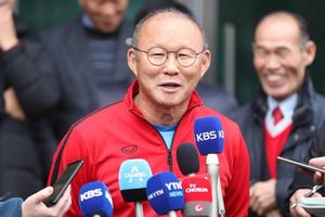 HLV Park: "Chúc bóng đá Việt Nam hoàn thành giấc mơ trong năm mới"