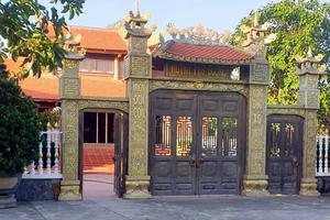 Cựu bí thư Hậu Giang Huỳnh Minh Chắc nói về Út 'trọc' tài trợ 5 tỉ xây phủ đường