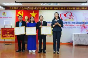 Công đoàn ngành Y tế Hà Nội: Khen thưởng 438 tập thể và cá nhân