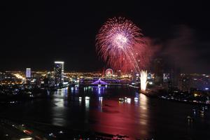 3 điểm bắn pháo hoa đêm giao thừa Tết Canh Tý