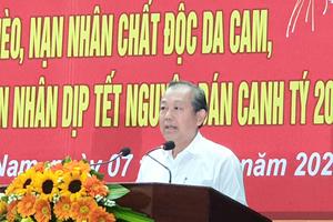 Phó Thủ tướng Trương Hoà Bình tặng 400 suất quà Tết tại Quảng Nam
