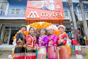 Viettel nói gì trước “cáo buộc” của Facebook?