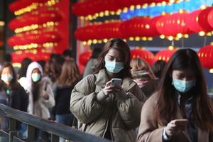 WHO họp bàn với các hãng công nghệ lớn để ngăn tin giả về COVID-19