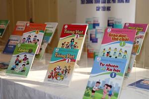 Bộ Giáo dục và Đào tạo phê duyệt thêm 7 sách giáo khoa lớp 1