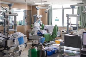 Chuyên gia Trung Quốc: COVID-19 sẽ được kiểm soát vào cuối tháng 4