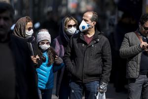 Thứ trưởng Bộ Y tế Iran dương tính với SARS-CoV-2