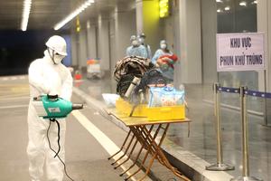 COVID-19: Quảng Ninh chuyển người đủ điều kiện về địa phương cách ly