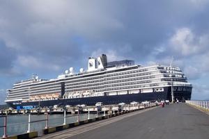 Nữ hành khách tàu Westerdam nhiễm nCoV không được lên máy bay
