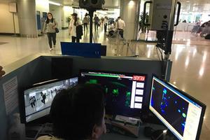 Khuyến cáo cách ly 62 người Trung Quốc nhập cảnh qua sân bay Tân Sơn Nhất