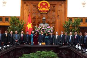 Thủ tướng Nguyễn Xuân Phúc gặp mặt các đại sứ, trưởng cơ quan đại diện Việt Nam