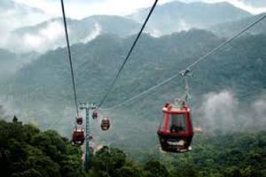Vé cáp treo Yên Tử giảm chỉ còn 100 ngàn đồng/lượt