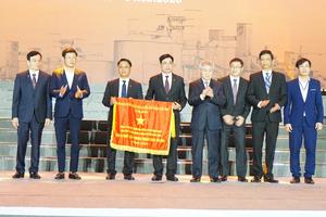 Vicem Hoàng Thạch: 40 năm tiên phong - kiến tạo - đổi mới và đón nhận Cờ thi đua Chính phủ