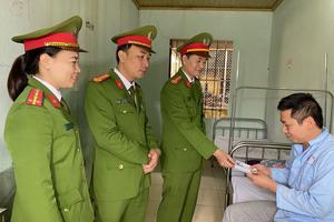 Phó Đội trưởng Công an bị thương vì ngăn chặn 2 nhóm côn đồ đánh nhau