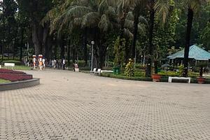 Còn tình trạng khai thác, sử dụng mặt bằng công viên không đúng quy định