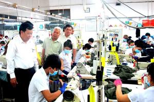 Vi phạm quy định về thực hiện hợp đồng lao động bị phạt đến 150 triệu đồng
