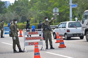 Hơn nửa triệu người đã mắc COVID-19 