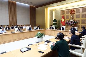 Chống dịch Covid -19: “Rà từng ngõ, gõ từng nhà” để nắm sức khoẻ người dân