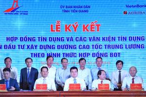 Món vay đầu tiên của dự án Trung Lương - Mỹ Thuận đã được giải ngân
