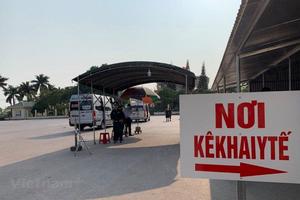 Bộ Y tế công bố thêm 7 chuyến bay có hành khách mắc bệnh COVID-19