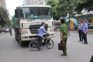 Thanh Xuân (Hà Nội): Vụ TNGT chết người bao giờ mới được xét xử?
