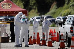 Số ca tử vong vì Covid-19 tăng mạnh, siết chặt phong toả toàn cầu