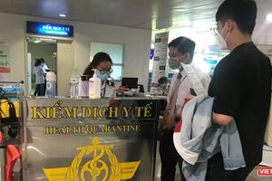 Tìm thấy 5 hành khách cùng chuyến bay với bệnh nhân nhiễm Covid-19