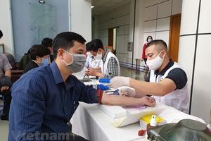 Đảm bảo nguồn máu cho điều trị giữa cao điểm dịch COVID-19