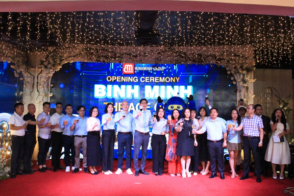 Bình Minh Group nhà thầu tổ chức dạy tiếng Anh tại nhiều trường tiểu học: Doanh thu đột phá, nợ vay, nợ người lao động nhảy vọt