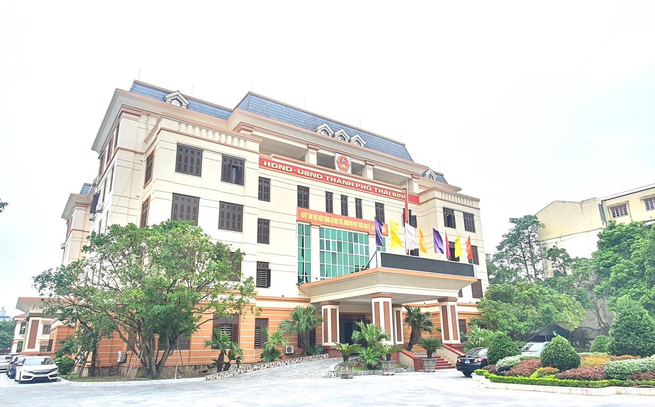 Kinh tế tiếp đà tăng trưởng 1 67283f83cf81eb121aaf4b48