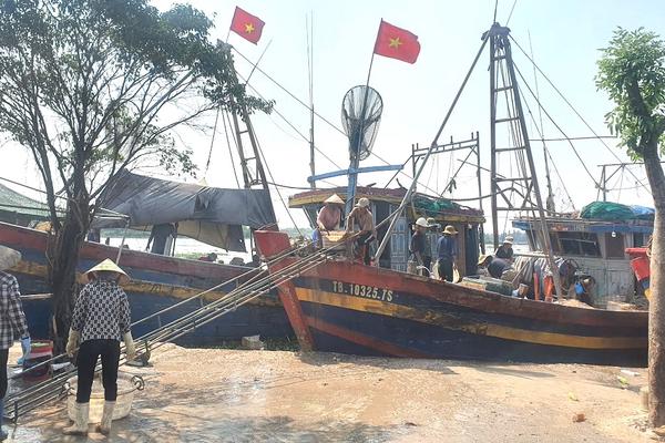 Bài 2: Quyết liệt triển khai các nhiệm vụ trọng tâm