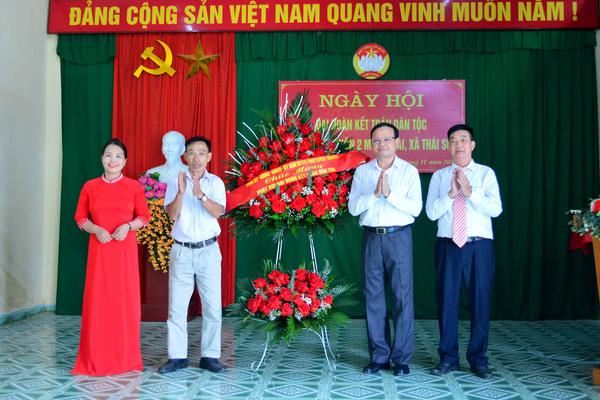 Phó Chủ tịch UBND tỉnh Tuyên Quang dự Ngày hội Đại đoàn kết toàn dân tộc tại Hàm Yên