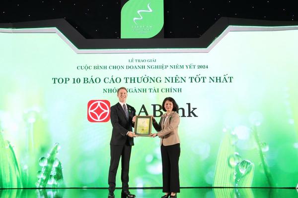 SeABank dẫn đầu Top 10 doanh nghiệp Quản trị công ty tốt nhất (Midcap)  tại VLCA 2024