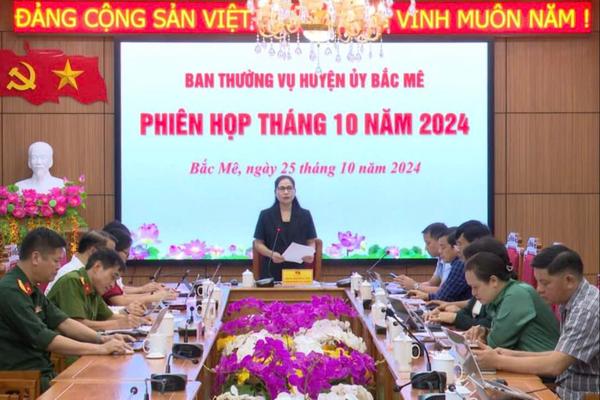 Bắc Mê, Hà Giang: Đẩy mạnh xây dựng đội ngũ cán bộ, đảng viên với phẩm chất đạo đức, bản lĩnh chính trị vững vàng