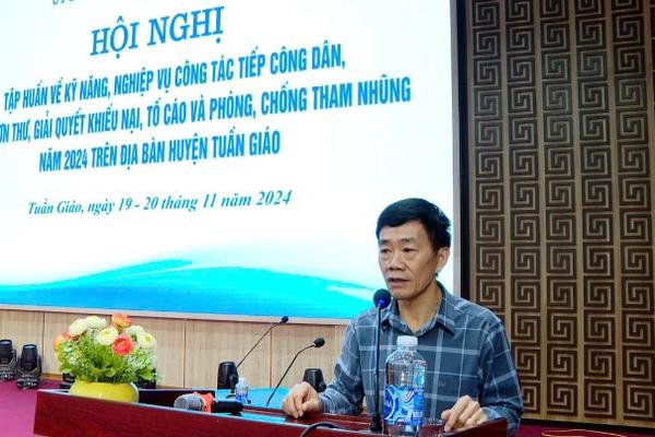 Thanh tra tỉnh Điện Biên tập huấn pháp luật cho cán bộ, công chức huyện Tuần Giáo