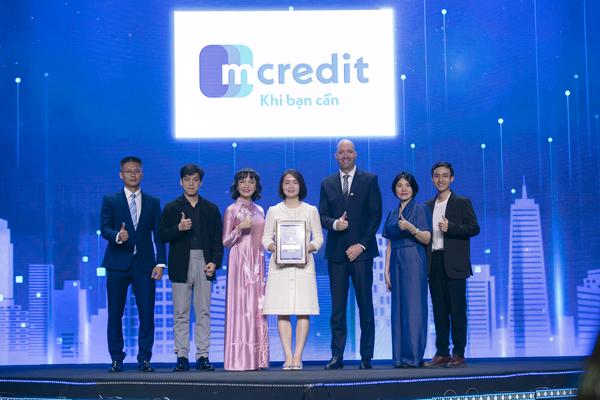 Mcredit ghi danh Top 100 Nơi làm việc tốt nhất Việt Nam 2024