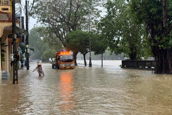 Công điện của Thủ tướng về chủ động ứng phó, khắc phục nhanh hậu quả mưa lũ ở Trung Bộ