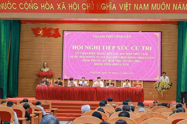 Vĩnh Phúc: Đại biểu Quốc hội tiếp xúc cử tri thành phố Vĩnh Yên